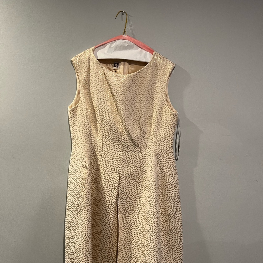 Elegant Cream Sleeveless Jumpsuit